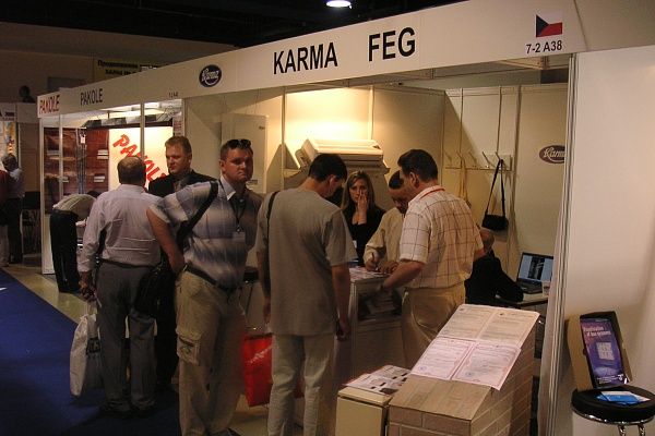 ������� ���������� KARMA (�����) � FEG (�������) �� �������� �SHK MOSCOW 2005�